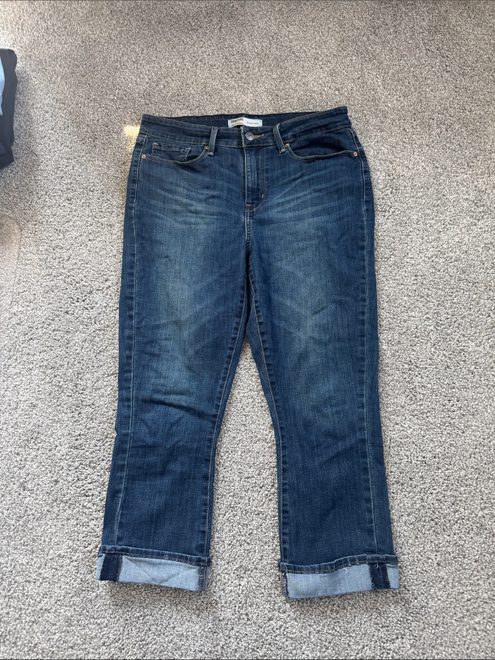 Signature by Levi Strauss Indigo Cropped Cuffed Jeans